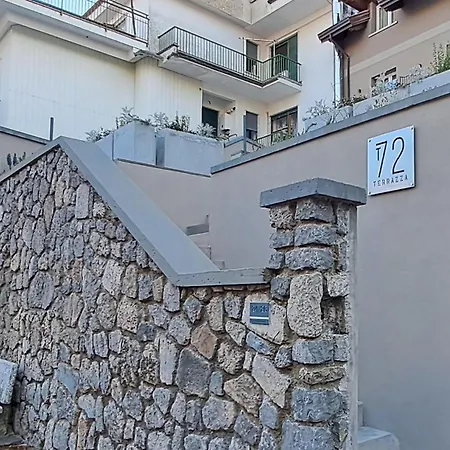 Πανσιόν Terrazza 72 *